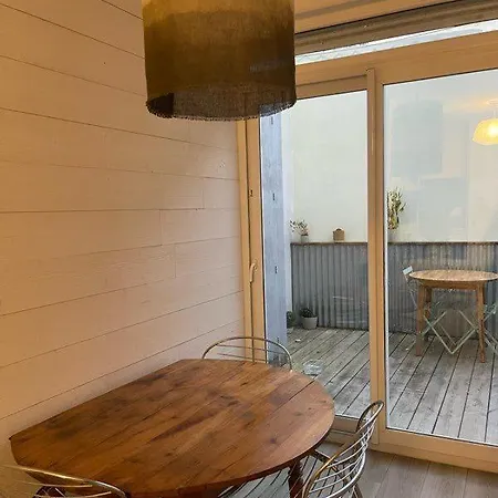 Cosy En Plein-centre Historique *